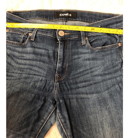 Express Skinny Jeans- Mid Rise - Picture 2 of 7